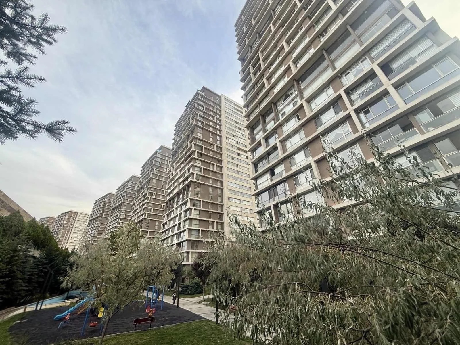 BATIKENT ATLANTİS KONUTLARINDA AVM CEPHE 4+1 FIRSATI